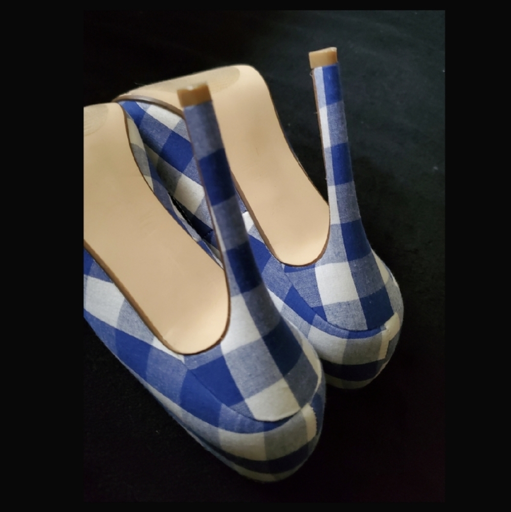 High heels - Picture 6 of 8